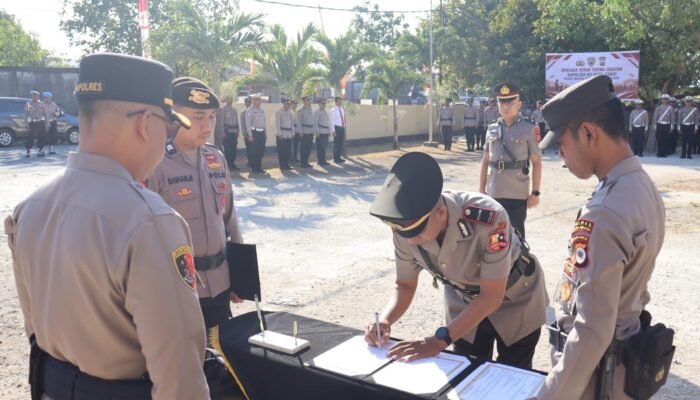 Ipda Willem Sapukete Resmi Jabat Kapolsek Kei Kecil Barat, Kapolres Malra Harap Tingkatkan Pengabdian