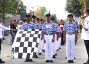 119 Regu Pelajar Semarakkan Gerak Jalan HUT ke-81 RI, Bupati Malra Tekankan Nilai Disiplin dan Persatuan