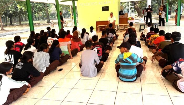 Lepas Kontingen Pramuka Malra ke Jambore Nasional 2026, Thaher Hanubun Pesan Jaga Nama Baik Daerah