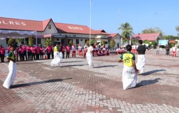 Pesta Rakyat Polres Buru dan Warga Meriahkan HUT ke-81 RI, Kemitraan Kamtibmas Makin Erat