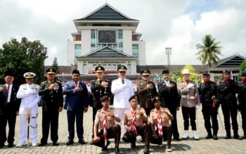 Dua Mantan Gubernur Hadiri Upacara HUT ke-81 RI di Ambon, Semangat Kebersamaan Menguat