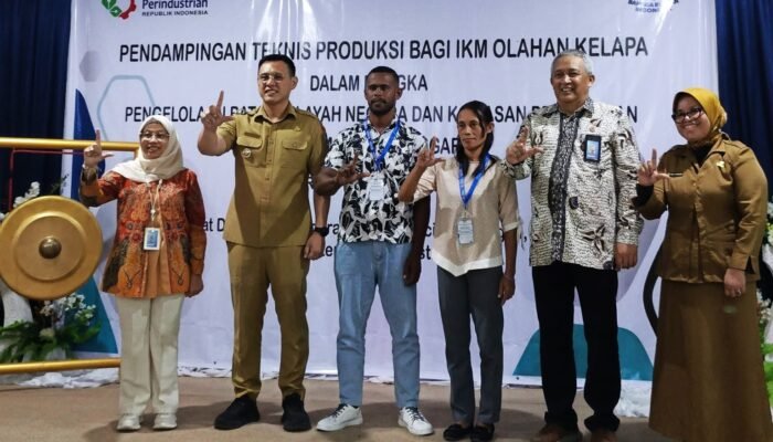 Tak Lagi Sekadar Kopra, Pemkab Malra Dorong Kelapa Kei Diolah Jadi Produk Bernilai Tambah