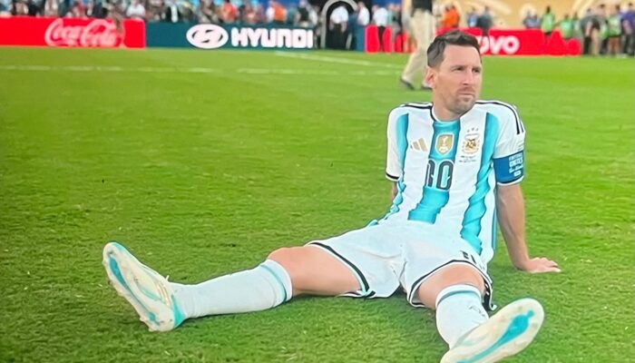 Legenda Argentina Lionel Messi Resmi Pensiun dari Timnas