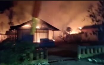 27 Rumah Terbakar Pasca-Bentrok di SBB, Pemprov Maluku Koordinasi Mitigasi Dampak Konflik