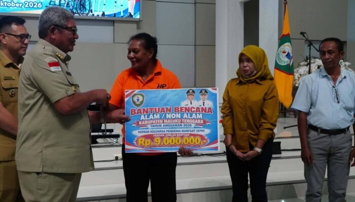 Rumah Sudah Dibangun, Korban Puting Beliung Rumadian Kini Terima Perabot Rp9 Juta