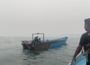 Longboat Mati Mesin di Perairan Pulau Babi, Tim SAR Selamatkan Ayah dan Anak