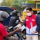 Pertamina Patra Niaga dan Hiswana Migas Salurkan 1.000 Masker untuk Pelanggan, Peduli Dampak Kabut Asap di Sorong