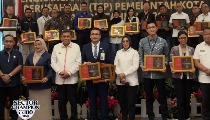 Bandara Pattimura Raih Empat Penghargaan CSR dari Pemkot Ambon